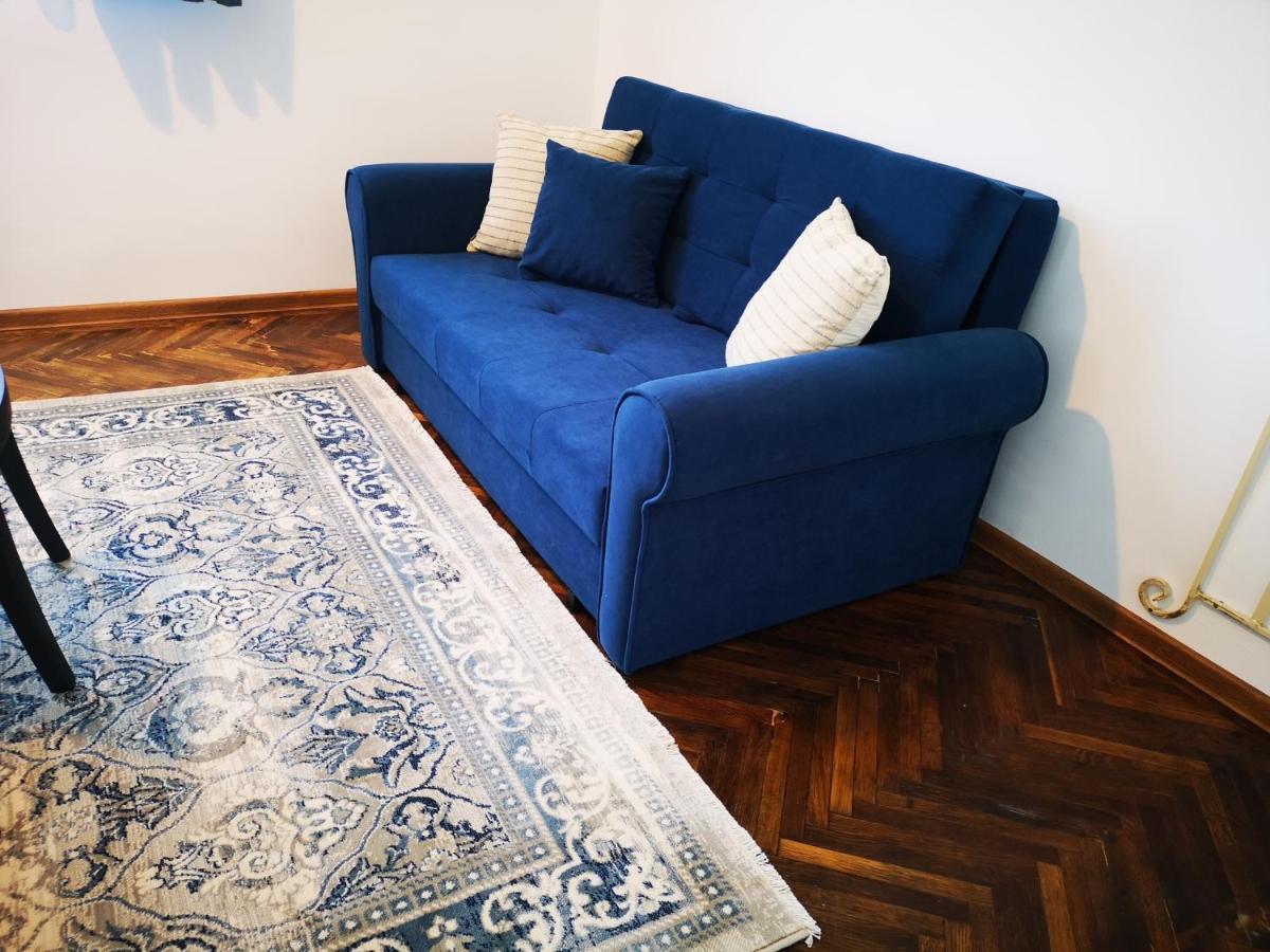 Weisz Apartment-City Center-Free Private Parking,Wifi,Ac カレイ エクステリア 写真