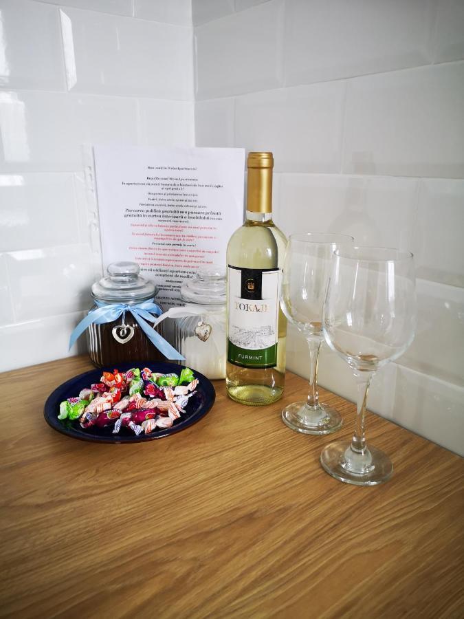 Weisz Apartment-City Center-Free Private Parking,Wifi,Ac カレイ エクステリア 写真