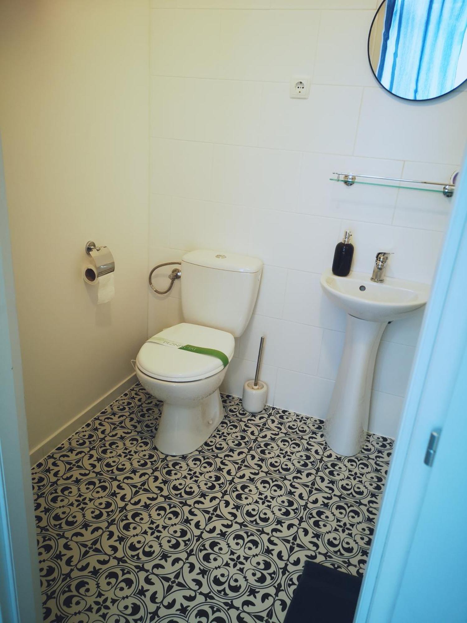 Weisz Apartment-City Center-Free Private Parking,Wifi,Ac カレイ エクステリア 写真
